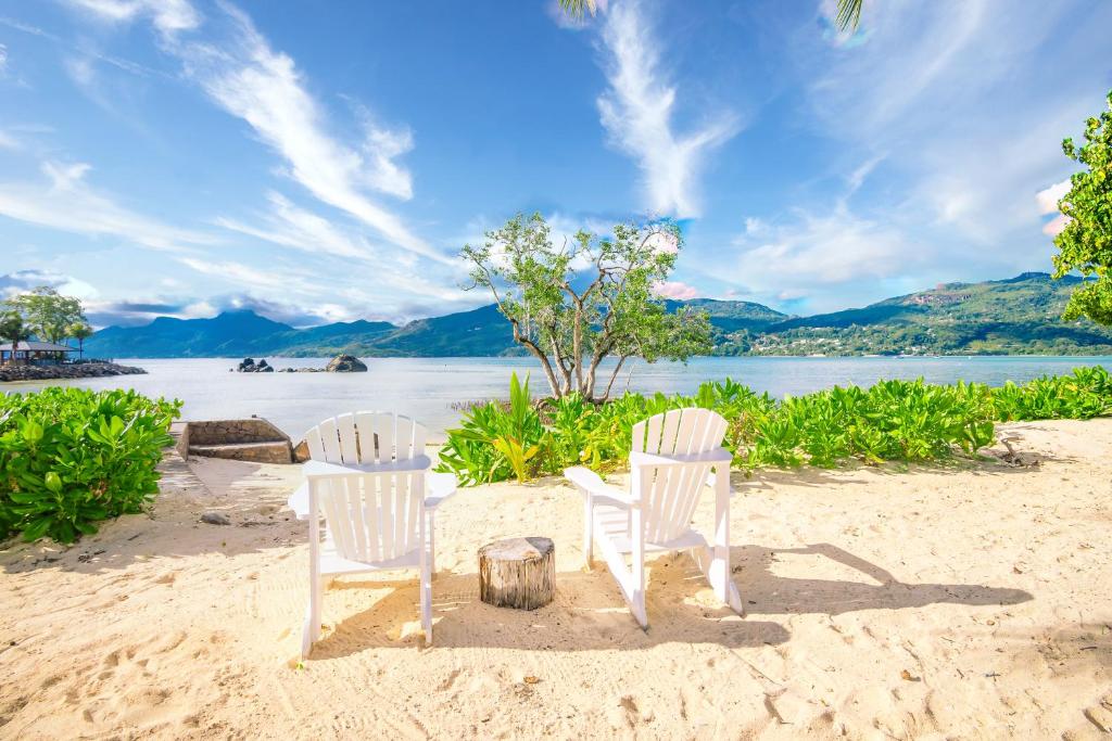 Pineapple Beach Villas No Category